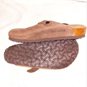 Never worn Birkenstock Boston soft bed clog